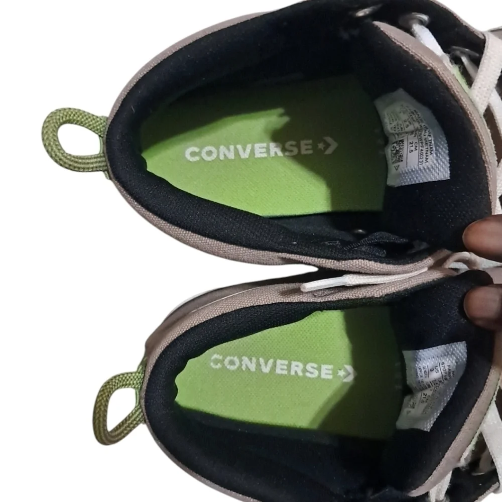 Converse Chuck Taylor All Star Street Mason Mid Sneakers Size 3